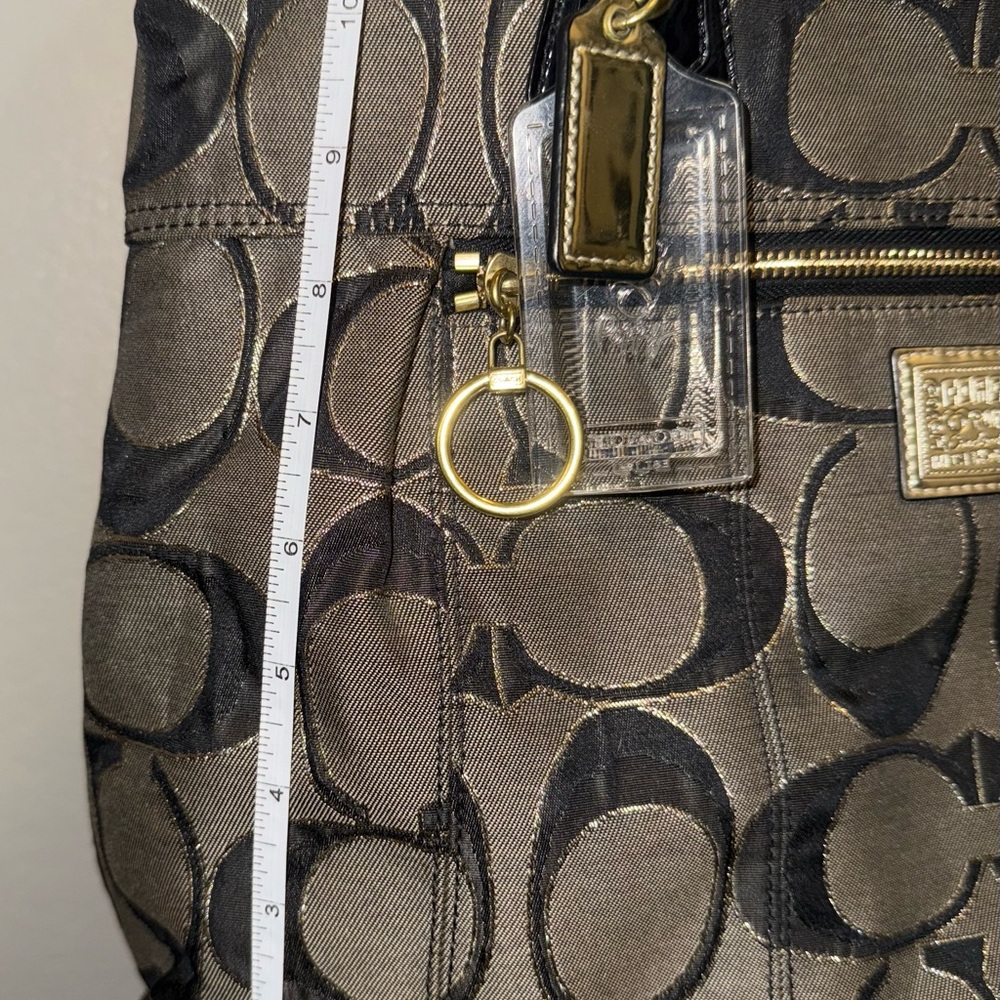 Coach Black and Brown Signature Shoulder Bag with Wallet - Picture 14 of 14